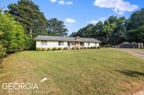 158 Hill Ln, Ellenwood, GA 30294-2841