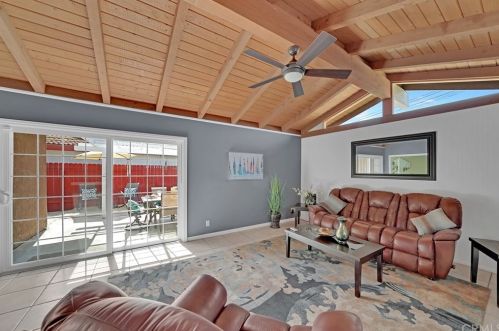 9643 Ellis Ave, Santa Ana, CA 92708-6628