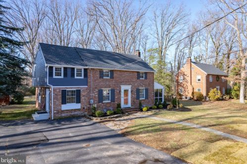 520 End Ave, Tavistock NJ  08033-2630 exterior