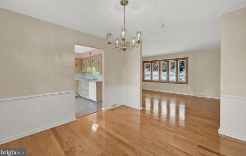 1561 Waggoners Gap Rd, Carlisle PA  17013-8353 exterior