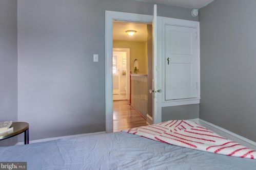 555 Burrowes Ave, Lancaster PA  17602-2120 exterior