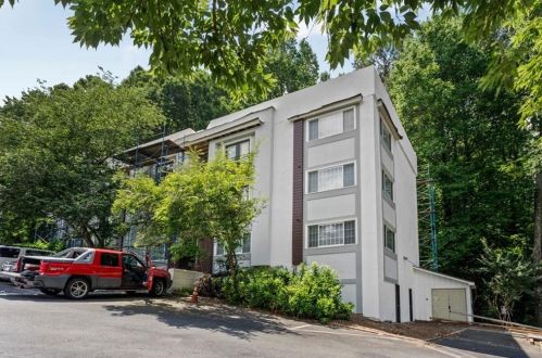 1445 Monroe Dr, Atlanta GA  30324-5329 exterior