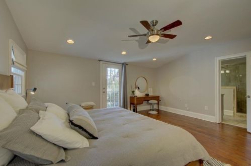 627 Hillpine Dr, Atlanta GA  30306-3222 exterior