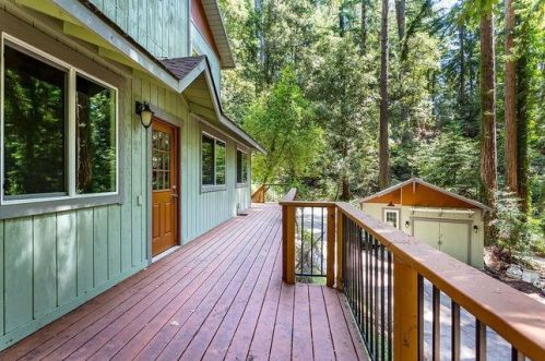 685 Kings Hwy, Big Basin, CA 95006-9213