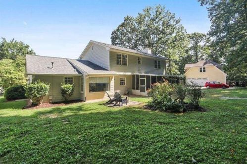 4314 Arbor Landing Dr, Marietta, GA 30066-2250