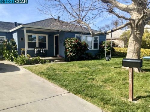 1829 Noemi Dr, Concord CA  94519-1445 exterior