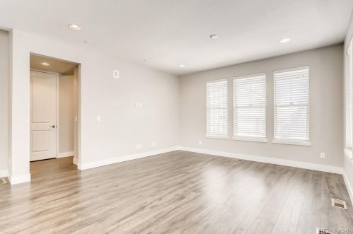 7034 Buchanan Ct, Aurora CO  80016 exterior