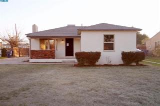 4752 Laurel Ave, Fresno, CA 93702-2516