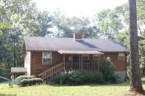432 Landing Rd, Baxley, GA 31513-6636