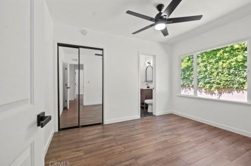 11609 Atkinson Ave, Hawthorne CA  90250-1827 exterior