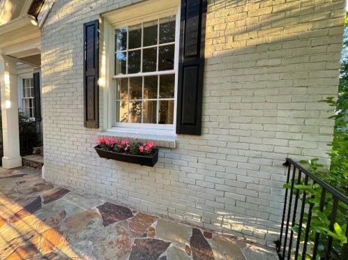 627 Hillpine Dr, Atlanta GA  30306-3222 exterior
