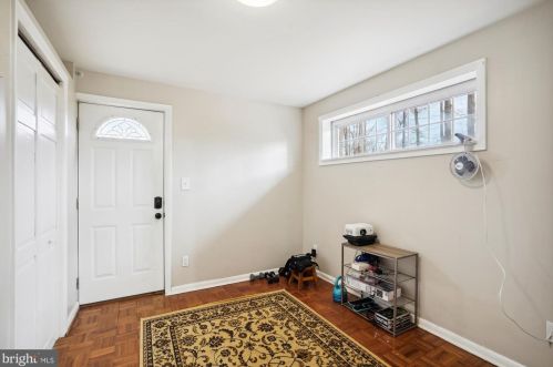 6405 Greeley Blvd, Springfield VA  22152-1908 exterior