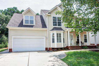 304 Ravenstone Dr, Cary, NC 27518-9080