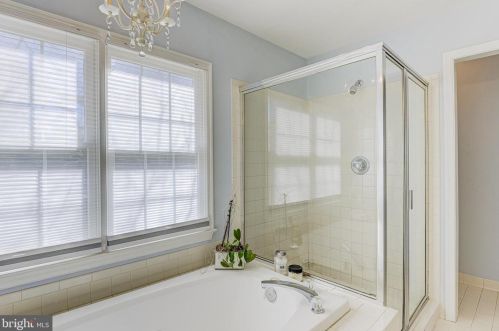 2407 Starcrest Dr, Silver Spring MD 20904-5459 exterior