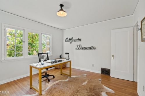 1133 Cordova Ave, Glendale CA  91206-2114 exterior