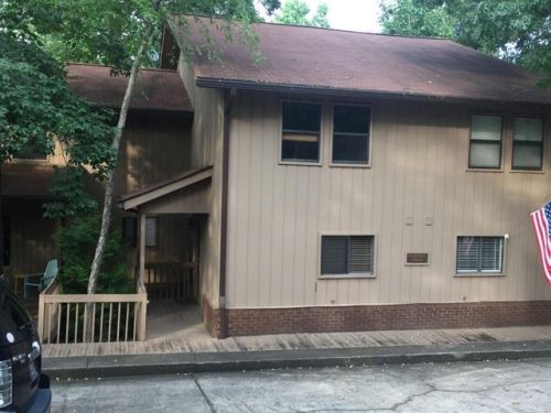 1702 Pine Tree Dr, Buford, GA 30518-1269