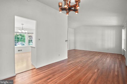 13110 Fernedge Rd, Silver Spring MD 20906-5302 exterior