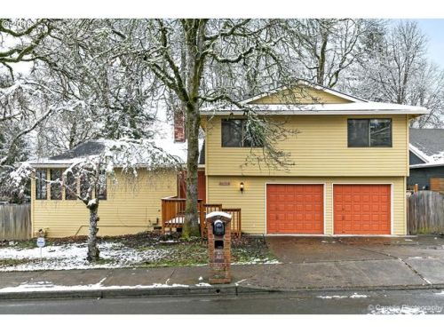 17602 Autumn Ridge Dr, Beaverton, OR 97006-4040