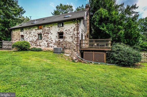 248 Upper Fry Rd, Trenton NJ 08628-2734 exterior