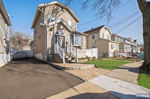 23 Maple St, Ridgefield Park, NJ 07660-2214
