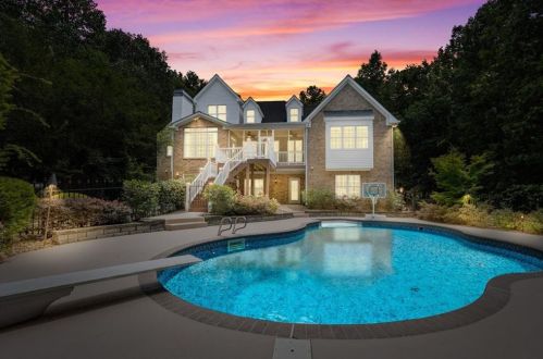 154 Darwish Dr, Mcdonough, GA 30252-3636