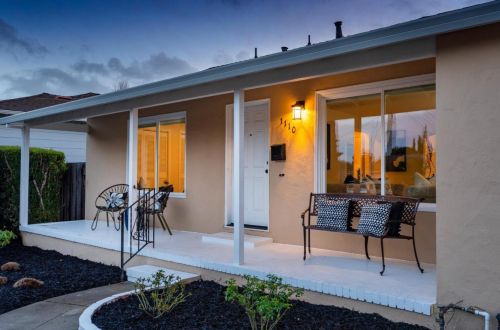 1110 Orange Ave, San Carlos, CA 94070-4712