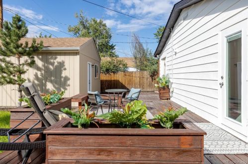 3063 Hudson St, Denver CO  80207-2746 exterior