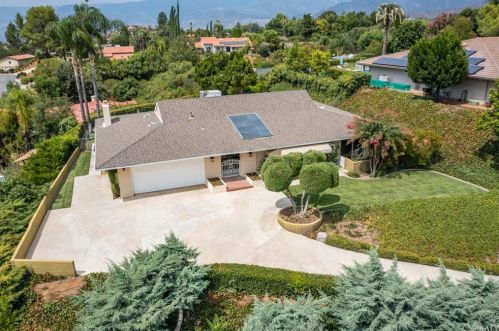 30822 Alta Mira Dr, Redlands, CA 92373-7402