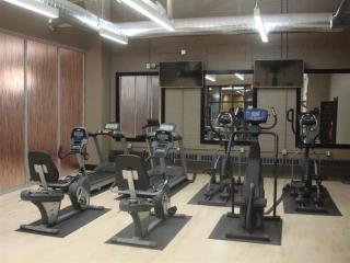 250 6th St, Saint Paul MN  55101-1922 exterior