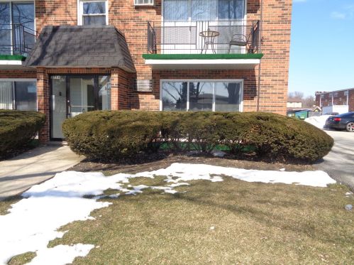 3758 120th St, Chicago, IL 60803-1240