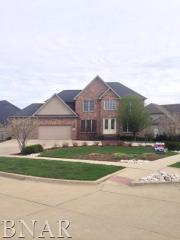 1 Bohrer Ct, Bloomington, IL 61704-9011
