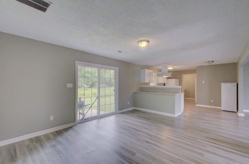 5805 Feldwood Rd, Atlanta GA  30349-2868 exterior