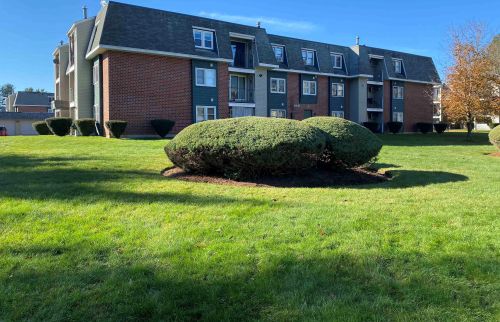 3 Roedean Dr, Nashua NH  03063-5015 exterior