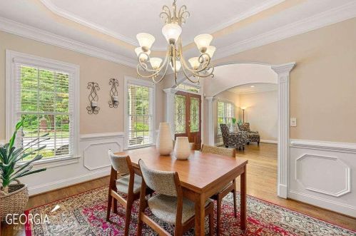 165 Fieldsborn Ct, Atlanta GA  30328-1039 exterior