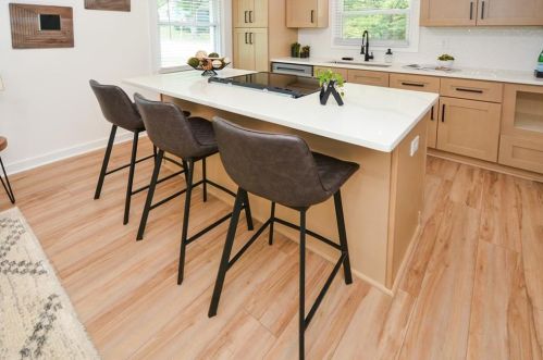 1048 Pinehurst Dr, Smyrna GA  30080-4227 exterior