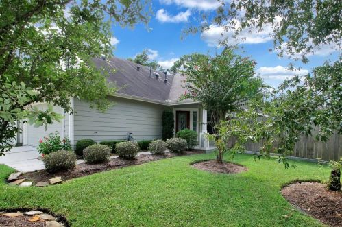 35 Abercrombie Pl, Conroe, TX 77384-5101