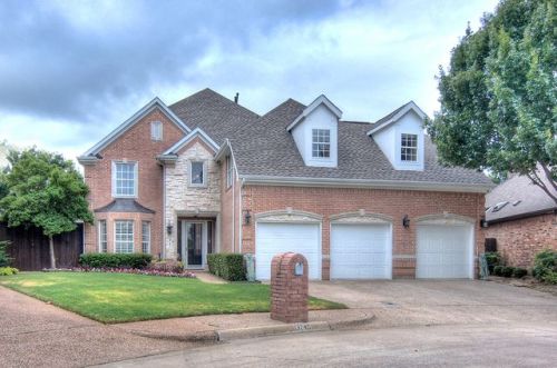 3740 Park Pl, Addison, TX 75001-4400