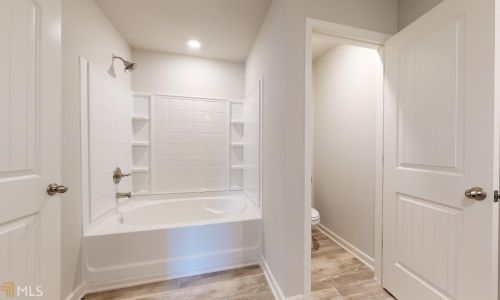 6470 Beaver Creek Trl, Atlanta GA  30349-4196 exterior
