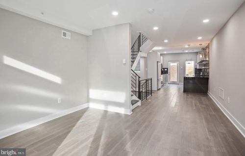 1503 26th St, Philadelphia, PA 19146-4402