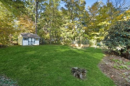 26 Misty Mountain Rd, Dover NJ  07869-4729 exterior