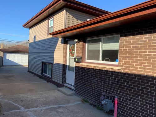 396 Mackinaw Ave, Calumet City, IL 60409-2511