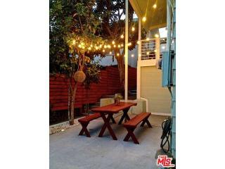 415 Avenue 37, Los Angeles CA  90065-2503 exterior