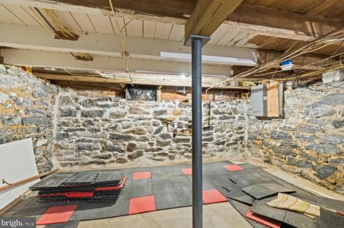 321 Walnut St, Lancaster PA  17602-2403 exterior