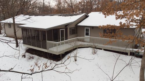 703 Missouri Dr, Nelson IL  61021-8903 exterior