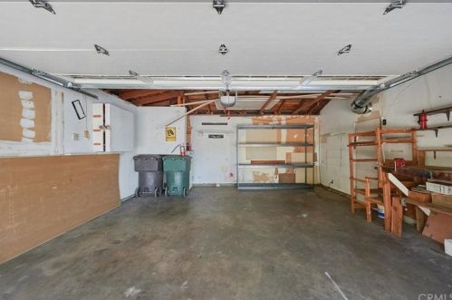 3440 Mono Dr, Riverside CA  92506-2118 exterior