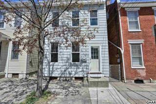 159 North St, Carlisle PA  17013-2431 exterior