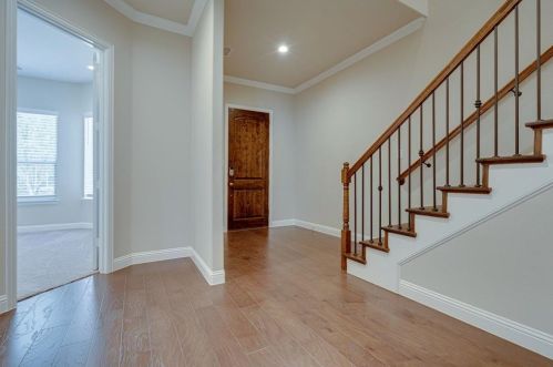 4153 Broadway Ave, Lewisville, TX 75028