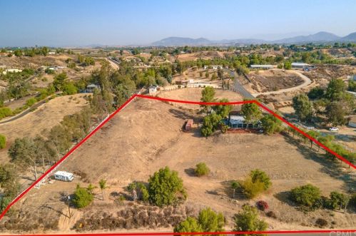 41625 Via Lilia Rd, Temecula, CA 92592-7400