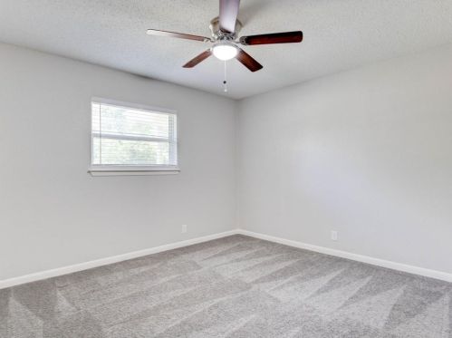 5605 Wimbleton Way, Fort Worth TX 76133-2814 exterior