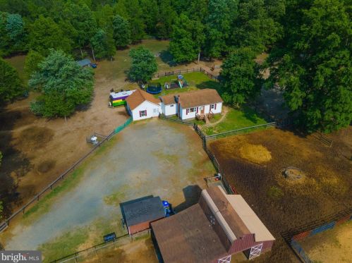 9855 Lomax Rd, Faulkner, MD 20632-2204